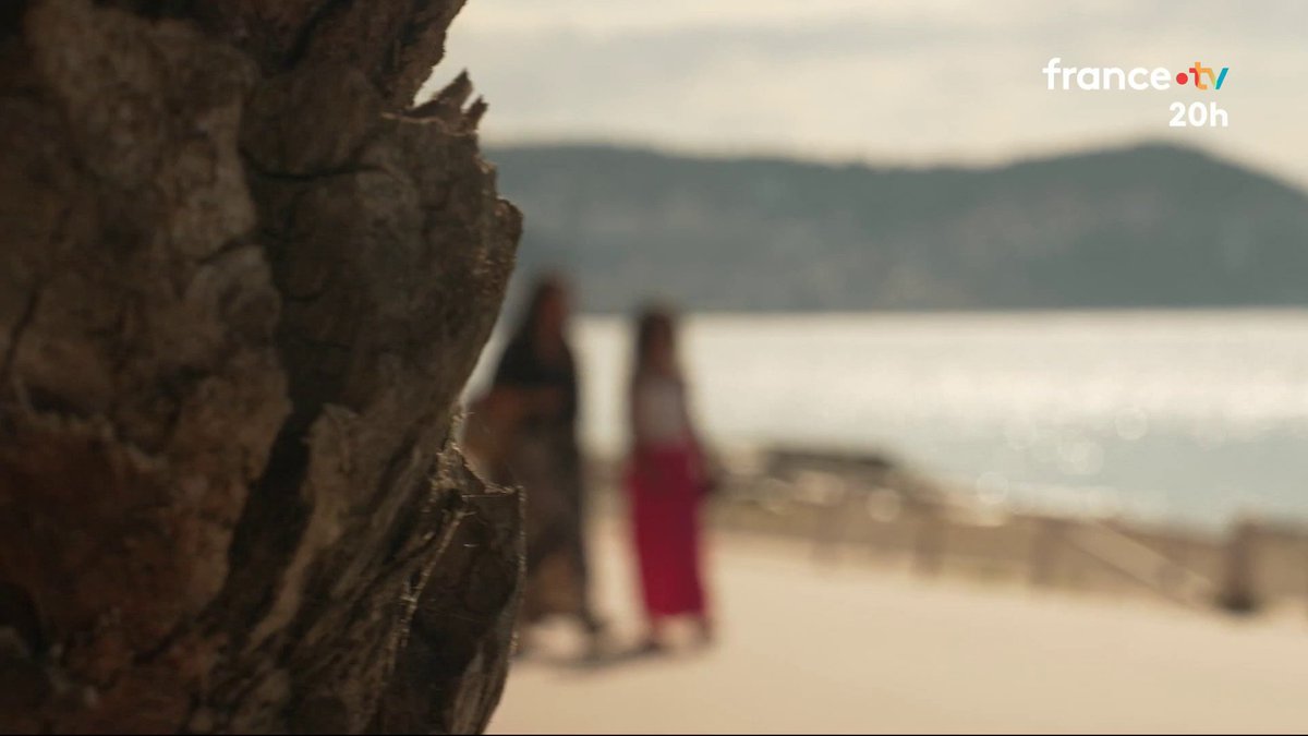 🔴 Après l’attentat de Nice, comment les enfants ont-ils grandi avec le souvenir de l’horreur ? Nous avons suivi Léna, 23 ans, qui a perdu sa meilleure amie, et Rose, aujourd’hui âgée de 11 ans, qui a réussi à surmonter son traumatisme et sa colère. #JT20h