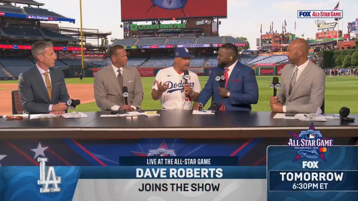 “You’ve gotta let the stars be the stars and understand that there’s roles for everybody.” Dave Roberts talks with the crew about if the Dodgers are invincible or not