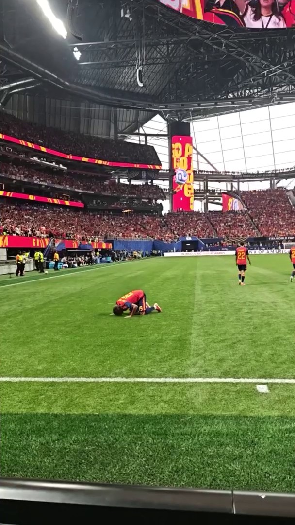 👀🔥 تابعتم لامين جمال وكيليان مبابي طوال المونديال ... والآن يلتقيان وجهاً لوجه في نصف النهائي! من يحسم القمة ويقود منتخب بلاده إلى نهائي كأس العالم؟ 🇪🇸🇫🇷 #كأس_العالم2026
