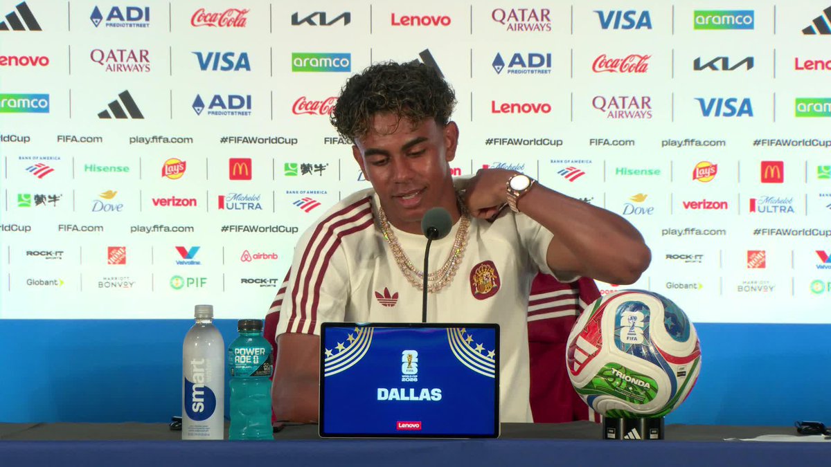 "CUANDO LO ENFOCA LA CÁMARA, HACE TONTERÍAS... ME GUSTA VERLE, ME ENTRETENGO" 🤪 Lamine Yamal habló sobre los festejos virales de su hermano Keyne ⚽ #ESPNMundial 📺 Mirá los mejores partidos de la #FIFAWorldCup por ESPN, en el Plan Premium de #DisneyPlus