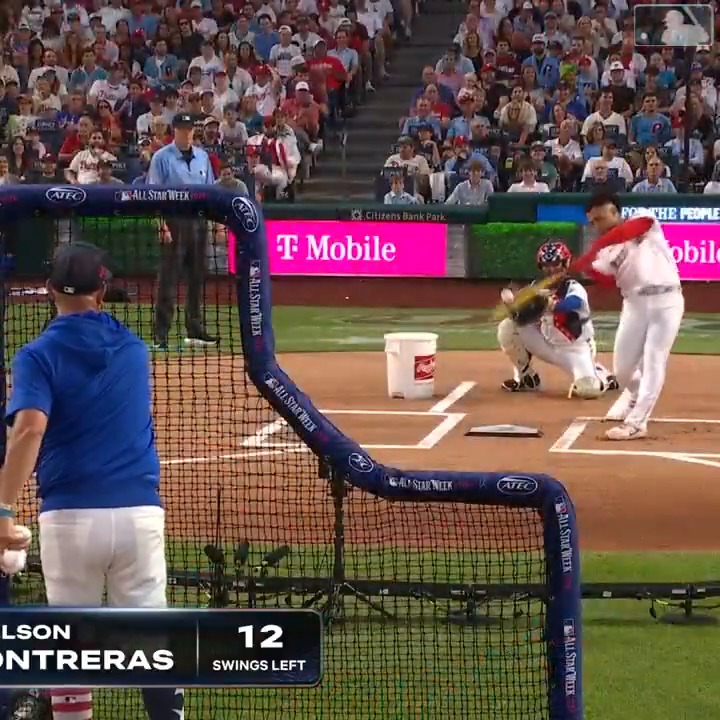 Please enjoy Willson launching 13 bombs into the Philly skyline. 💣