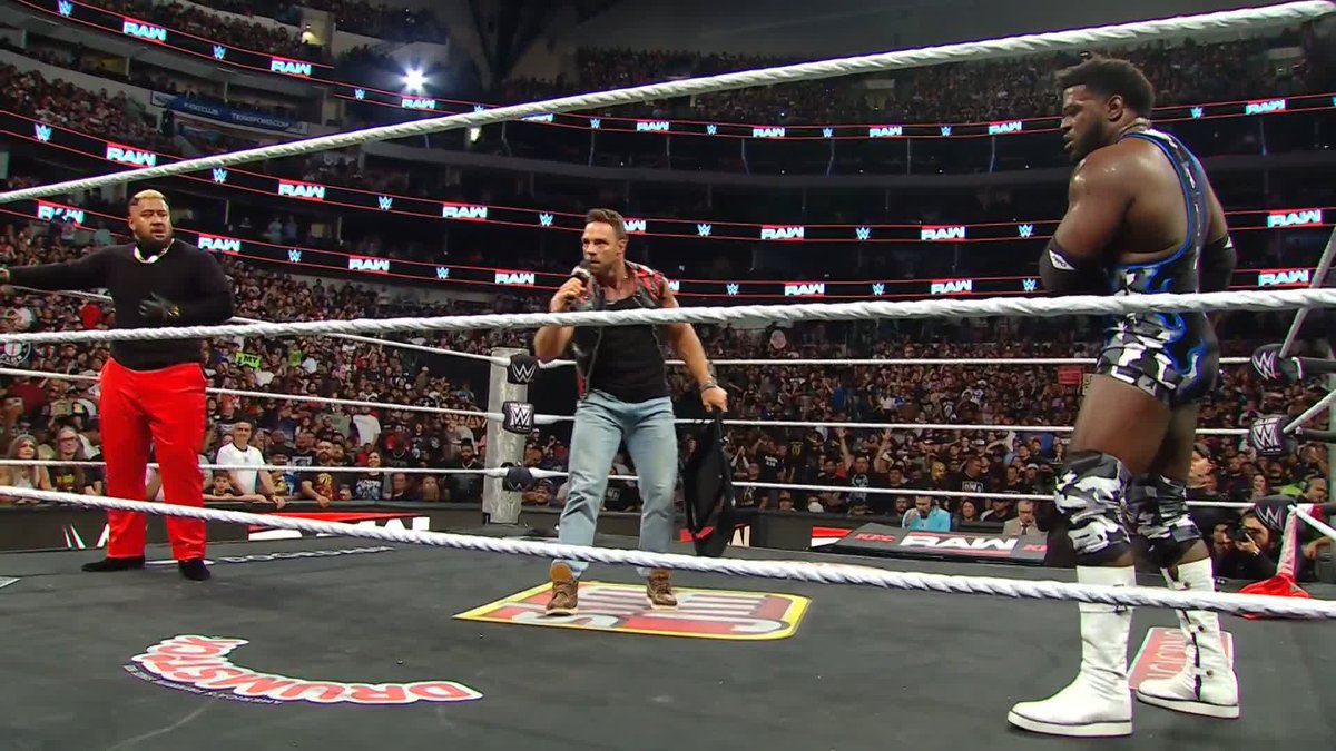 Will The Bloodline accept LA Knight's challenge for SummerSlam? 🙌 LA Knight | Royce Keys