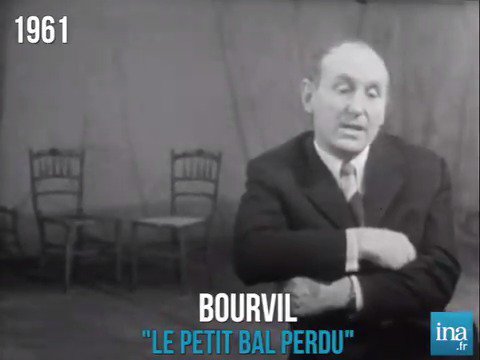 J’ai cherché en vain hier soir dans les rues. Puis je me suis souvenu. De la beauté du petit bal perdu. 💟 Joyeux 14 juillet à toutes et tous! Envie de replonger dans l’ambiance du bal 👉