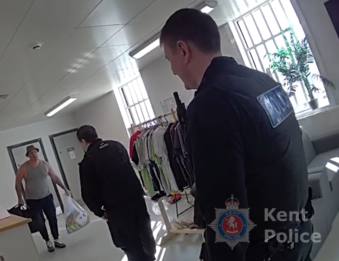 Footage shows the moment a #Gillingham rogue trader was arrested while leaving prison. The 47 year old has since been jailed for charging his victim, a man in his 70s, a total of £15,000 for ground clearance work. Read more: