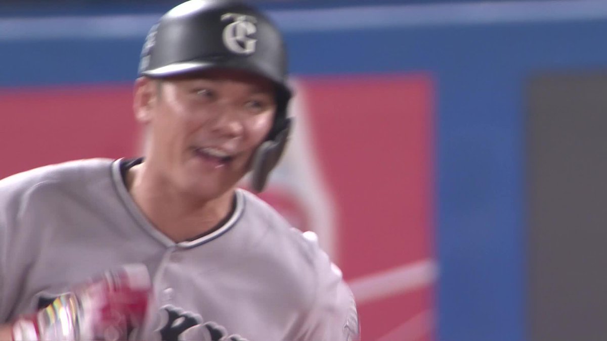 熱帯夜を超える熱気の渦が巻く 代打・坂本勇人が同点3ランホームラン 求めていた結果を一振りで🔥 #坂本勇人はなぜ神なのか ⚾️ヤクルト×巨人 #ジャイアンツ #だったらDAZN