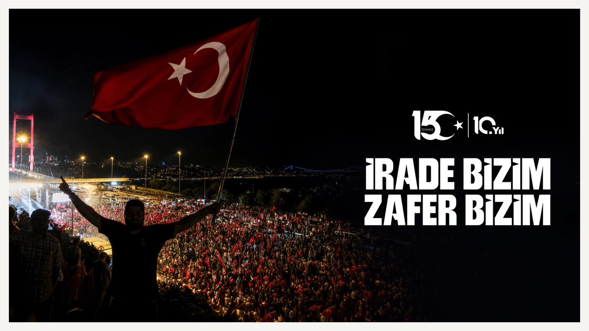 15 Temmuz’un 10’uncu Yılında, 81 İlde 100 Etkinlik 🇹🇷 15 Temmuz milletimizin; bağımsızlığına, demokrasisine ve istiklaline canı pahasına sahip çıktığı tarihî bir direnişti. Kalpleri mühürlenmiş hainler; Gazi Meclisimizi, Ankara Emniyet Müdürlüğümüzü, Havacılık Daire Başkanlığımızı ve Özel Harekât Başkanlığımızı bombaladı. Fakat bu milletin imanını, cesaretini ve Cenab-ı Allah’ın yardımını hesaba katmadı. Milletimiz korkmadı. Boyun eğmedi. Vatanına, bayrağına ve iradesine canı pahasına sahip çıktı. Bu büyük direnişin 10’uncu yılında, İçişleri Bakanlığımızın koordinasyonunda 81 ilimizde 100 etkinlik düzenleyeceğiz. Valiliklerimiz; Jandarma Genel Komutanlığımız, Emniyet Genel Müdürlüğümüz, Sahil Güvenlik Komutanlığımız, Göç İdaresi Başkanlığımız ve AFAD Başkanlığımız karada, havada ve denizde düzenleyeceği programlarla milletimizin 15 Temmuz’da ortaya koyduğu sarsılmaz iradeyi bir kez daha güçlü biçimde ortaya koyacak. Güne Karşıyaka Şehitliğimizde başlayacağız. Aziz şehitlerimizi rahmetle anacak; şehit ailelerimiz ve gazilerimizle beraber olacağız. Gecenin ilerleyen saatlerinde ise 15 Temmuz’un en acı anlarının yaşandığı noktalarda olacağız… 22.15’te Ankara Emniyet Müdürlüğümüzde, 23.08’de Havacılık Daire Başkanlığımızda, 23.58’de Özel Harekât Başkanlığımızda… Bombaların düştüğü yerde… Bombaların düştüğü saatte… Acıyı tazelemek için değil; o büyük fedakârlığı hafızamızda ve yüreğimizde yaşatmak için orada olacağız. Rabbim aziz şehitlerimize rahmet eylesin. Kahraman gazilerimize sağlık, afiyet ve hayırlı ömürler nasip etsin. 81 ilde, 100 etkinlikle aynı ruhu yaşatacağız. Unutmayacağız. Unutturmayacağız. İrade Bizim Zafer Bizim 🇹🇷 #15Temmuz #ZaferBizim