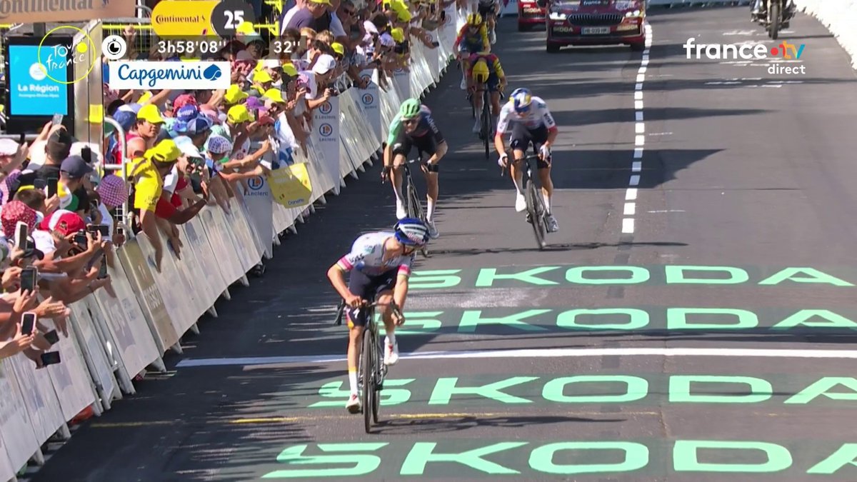 #TDF2026 | 🚴♂️ LA 3E PLACE POUR PAUL SEIXAS ! 🇫🇷 En ce jour de Fête Nationale, le prodige français complète le top 3 et s'offre un premier podium d'étape sur la Grand Boucle ! Il grimpe à la 5e place du général ! 📺 Suivez le final en direct :
