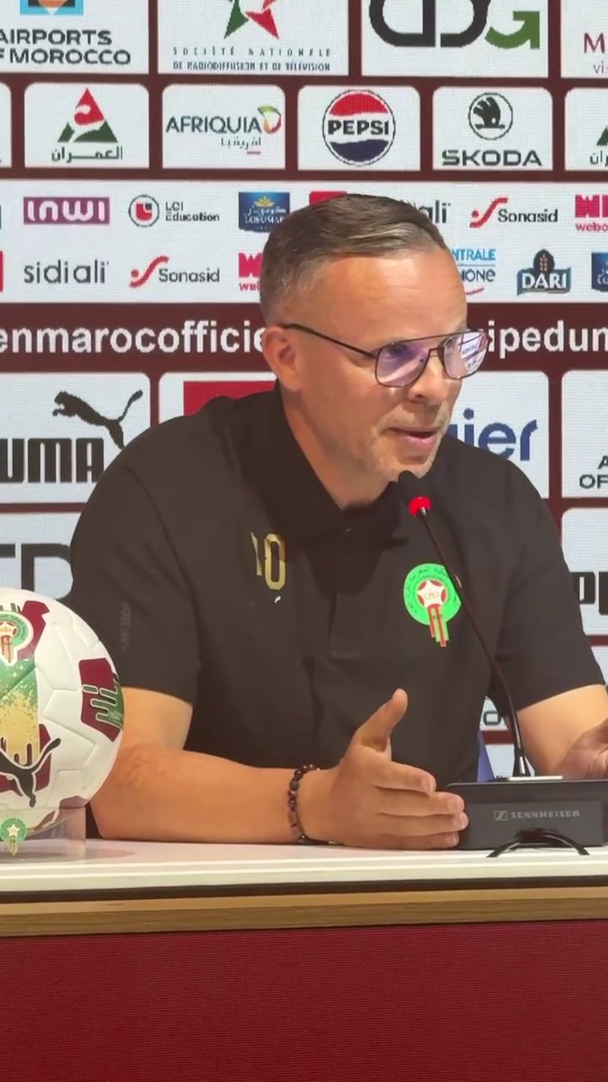 🇲🇦🗣️ Mohamed Ouahbi : « J'ai été supporter du Maroc toute ma vie. Je sais ce que c'est de déprimer pendant un mois après une élimination. Dites-vous qu'on est demi-finalistes puis quart de finalistes de Coupe du monde. On fait mieux que le Brésil 🇧🇷, les Pays-Bas 🇳🇱, l'Allemagne 🇩🇪 ou encore le Portugal 🇵🇹. »