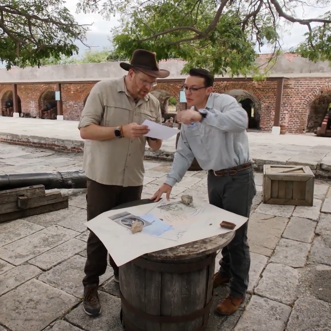 A legendary pirate shipwreck may still be hidden beneath the waters of Port Royal ⚓️🏴‍☠️ Now, Josh is diving into the mystery on #ExpeditionUnknown Wednesday 9P on Discovery.