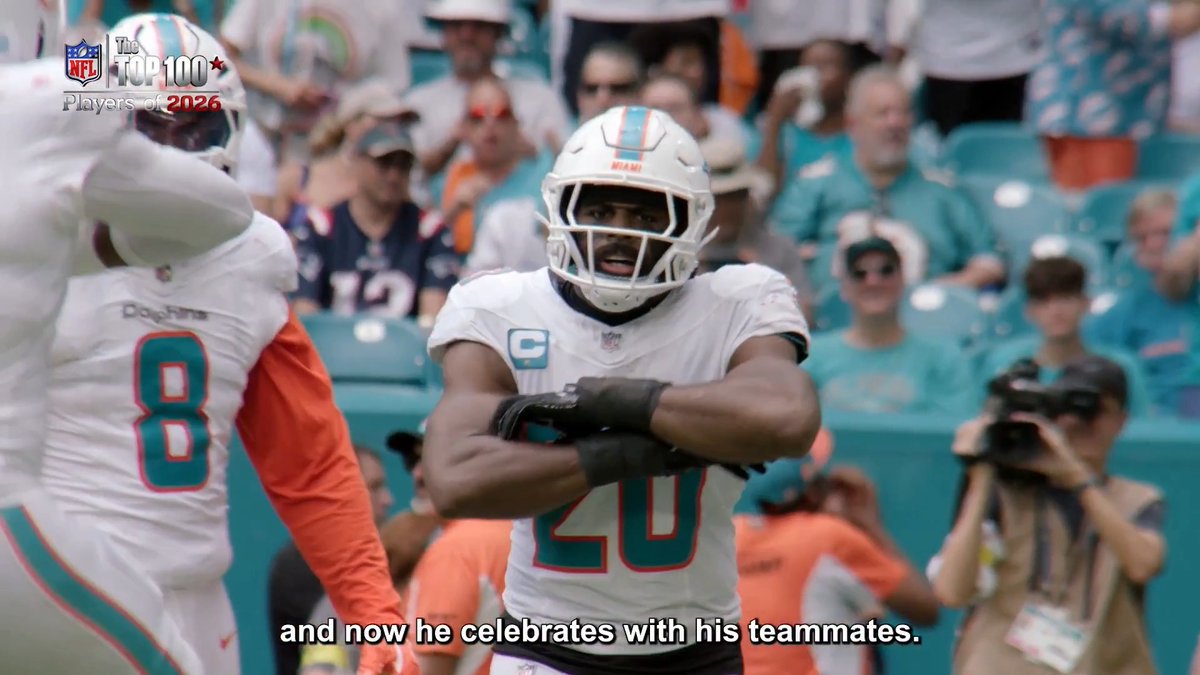 Take it from De’Von Achane, Jordyn Brooks is 1 of 1 as a ball hawk 🔥@miamidolphins