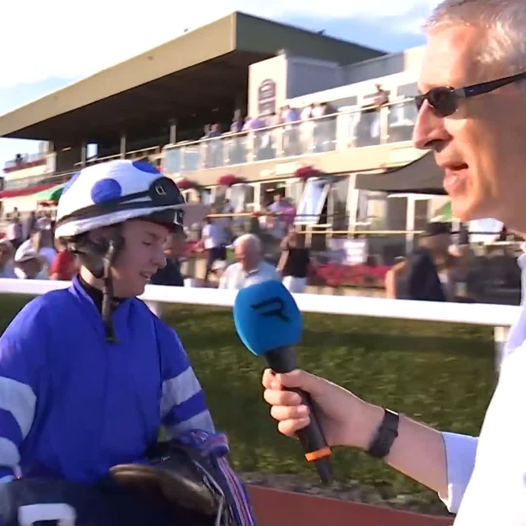 Many congrats to Kaitlyn Ryan, who celebrates a first-ever winner in the saddle aboard Eagle Fang in the finale at KillarneyRaces 👏