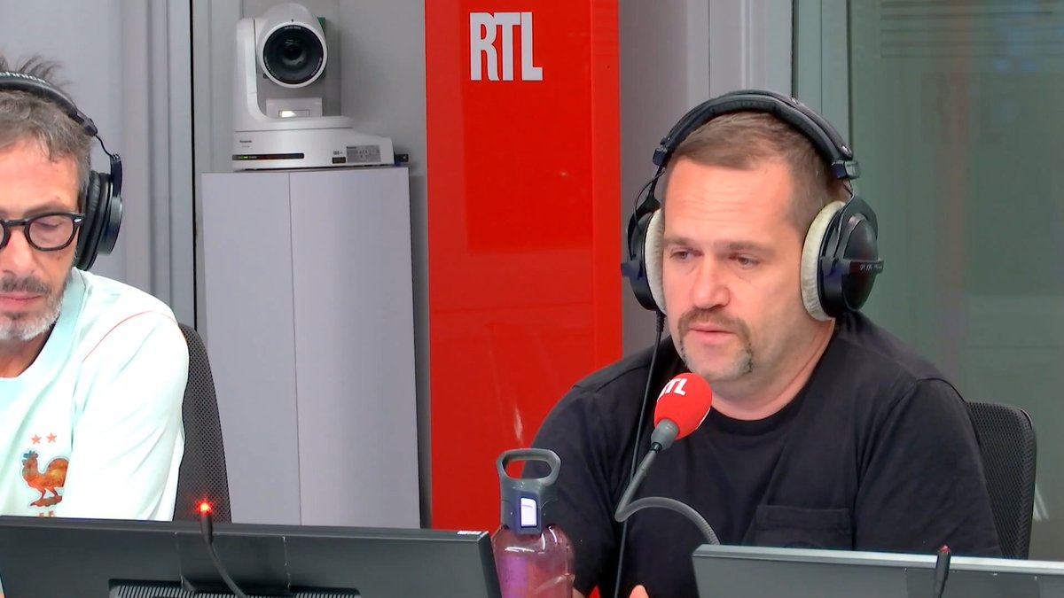 La France s'incline face à l'Espagne : "Le regret est dans l'absence d'émotions, ça ressemblait à une humiliation mais je n'en veux pas aux joueurs français" Sébastien Tarrago au micro d'Eric Silvestro dans #RTLFoot