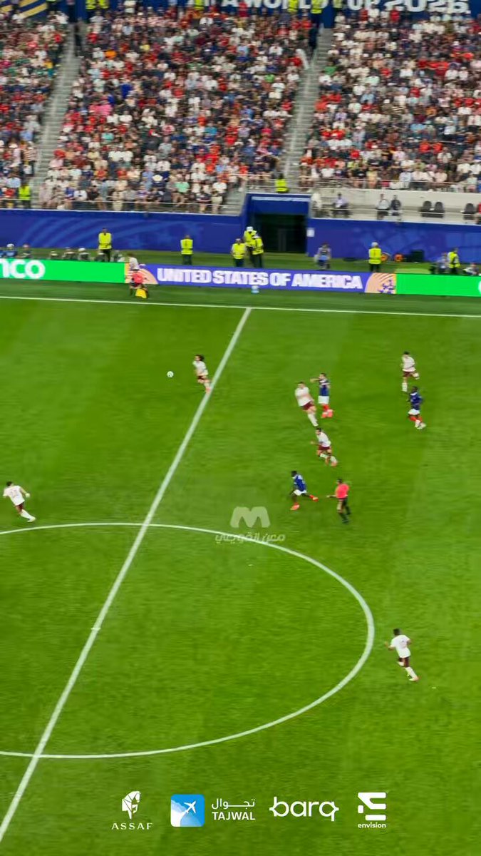🇪🇸 Unai Simón just broke a record that survived since 1990. Six clean sheets across his World Cup career, one more than the previous mark shared by Walter Zenga and Iker Casillas at five apiece. After shutting out France in the semifinal, that tally is already up to seven. Spain's defense has been the real story of this tournament. Six clean sheets in seven games. The only team that got past this back line all summer was Belgium, who snuck out a 2-1 win in the quarterfinal. Here's the full run: 0-0 vs Cape Verde, 4-0 over Saudi Arabia, a 1-0 win at Uruguay, 3-0 over Austria, 1-0 over Portugal, a 2-1 win over Belgium, and now 2-0 over France. One goal conceded across the entire tournament. That's the number carrying Spain into Sunday's final in New Jersey, chasing their second star. Source: FIFA, Fox / Writer: Sol