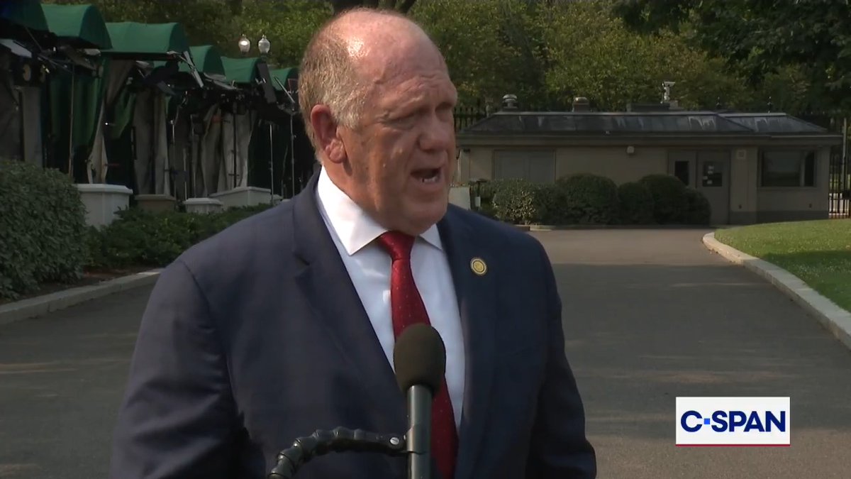 Border Czar Tom Homan on recent ICE-involved shootings and pause on traffic stops: "Look, I don't know these agents personally but just this afternoon I contacted ICE and had them send me the training curriculum for vehicle stops and it was quite extensive."