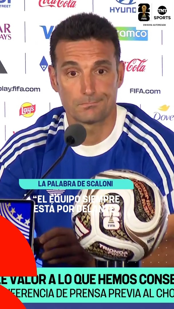 "NO ENTIENDO POR QUÉ NO PODRÍAN SALIR" 🇦🇷 La respuesta de LIONEL SCALONI a Maximiliano Grillo 💚💜 sobre el armado del equipo de la SELECCIÓN ARGENTINA para enfrentar a Inglaterra: "En ningún momento el entrenador piensa en lo que nos han dado o lo que fueron, sino lo que son". #TNTSportsMundial