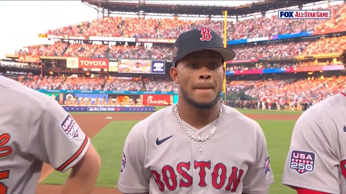 The Sox are introduced at the All-Star Game 👀⭐ (via Fox 📺)