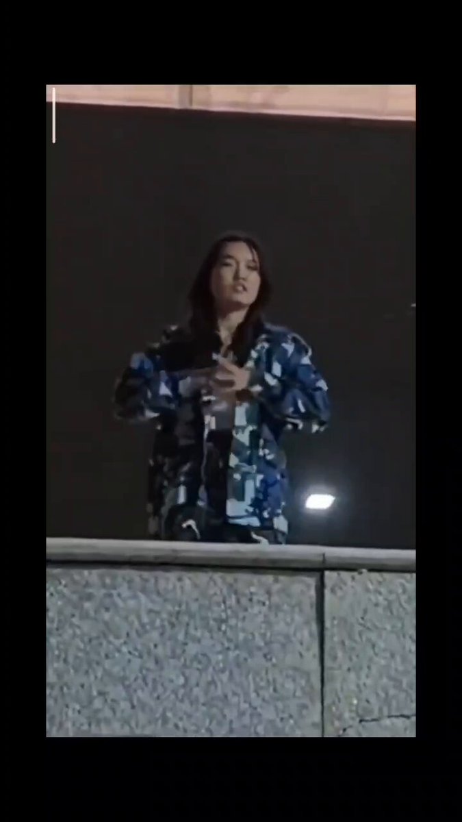 卧槽学妹表演才艺露出巨乳，实在是太刺激了！