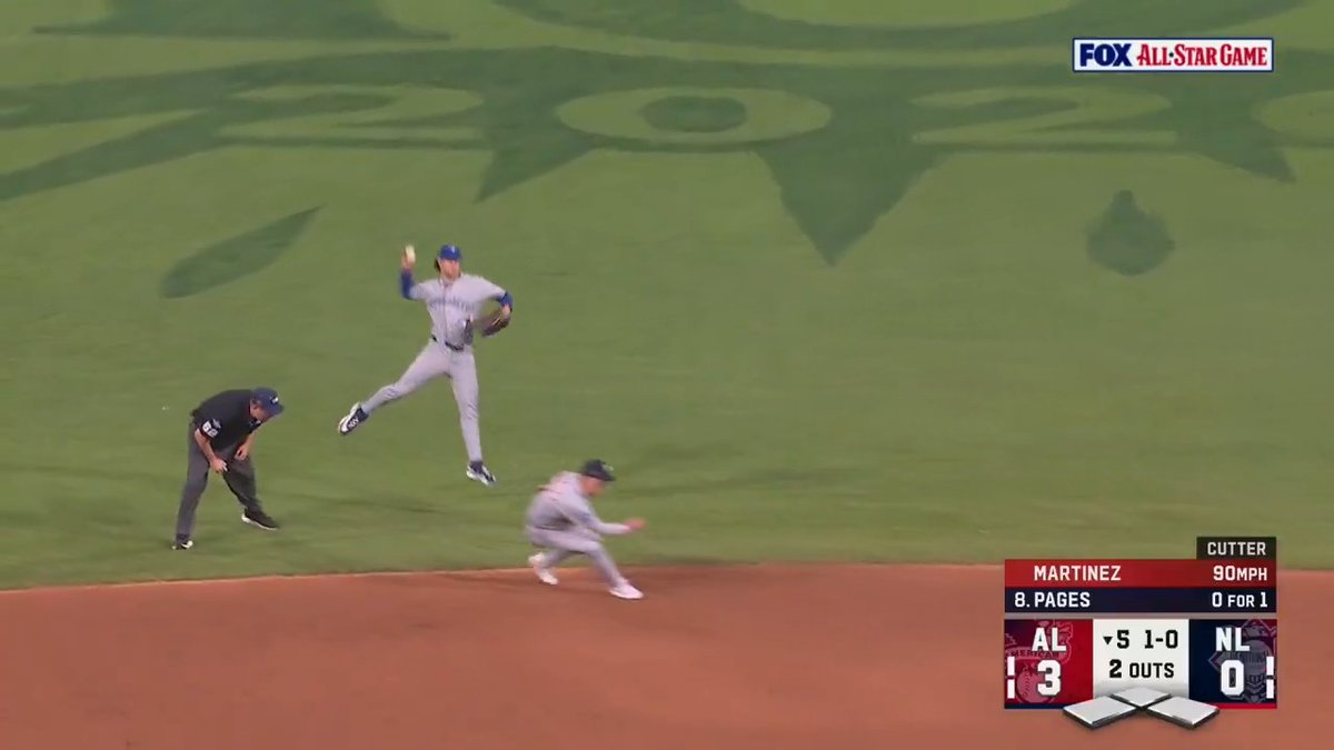 Ernie Clement makes a dazzling play and finishes it off with a Derek Jeter jump throw 😮