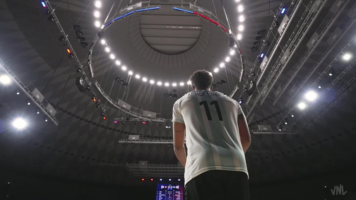 #VNL2026: WHAT A RALLY 😱 Foot save 👟, monster block 🧱, and Argentina 🇦🇷 take the lead in set 3 👀! 📺 LIVE NOW on VBTV: 🏐 #BePartOfTheGame #Volleyball