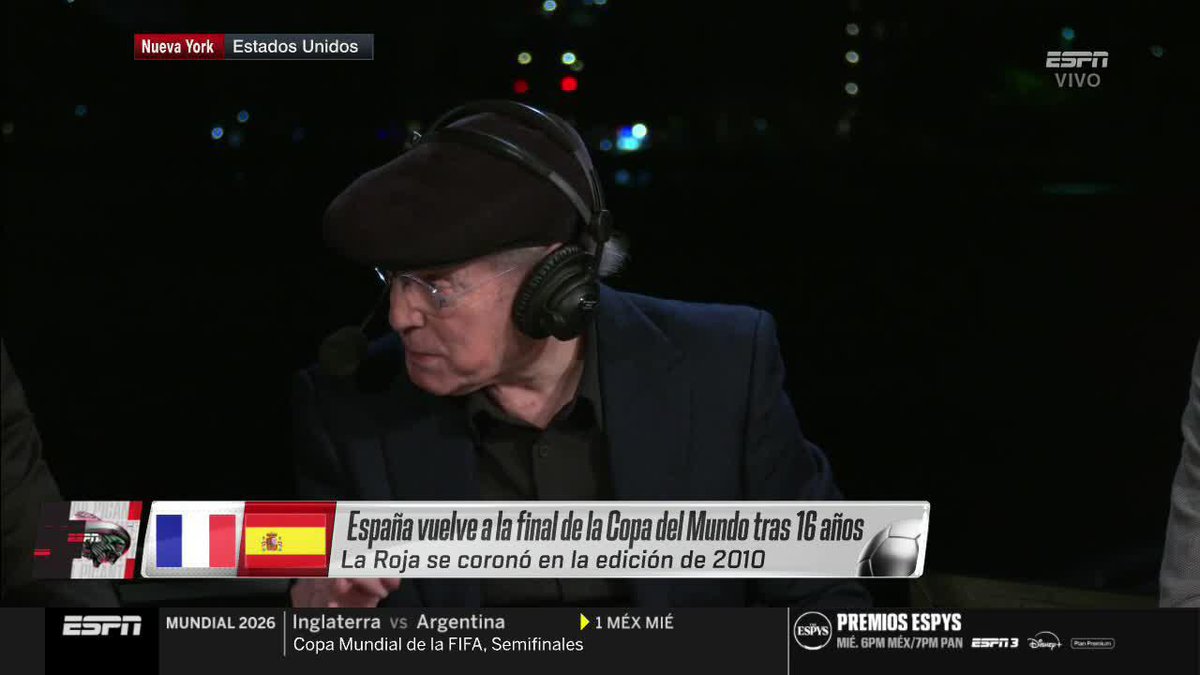 "Joserra está extasiado por la victoria de España" 😅 Disfruta Futbol Picante en #DisneyPlus 📺