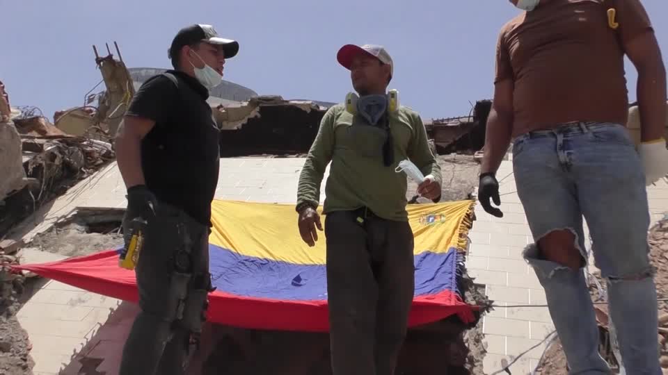 Jan Carlos Barrios, found his daughter Melanie’s body amongst rubble, 20 days after Venezuela’s earthquakes that left 4,734 dead