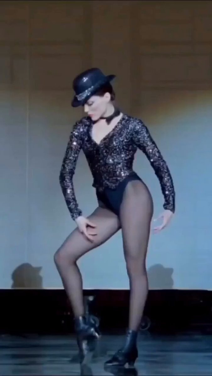 A sizzling Ann Reinking in a moment from "All That Jazz"..........
