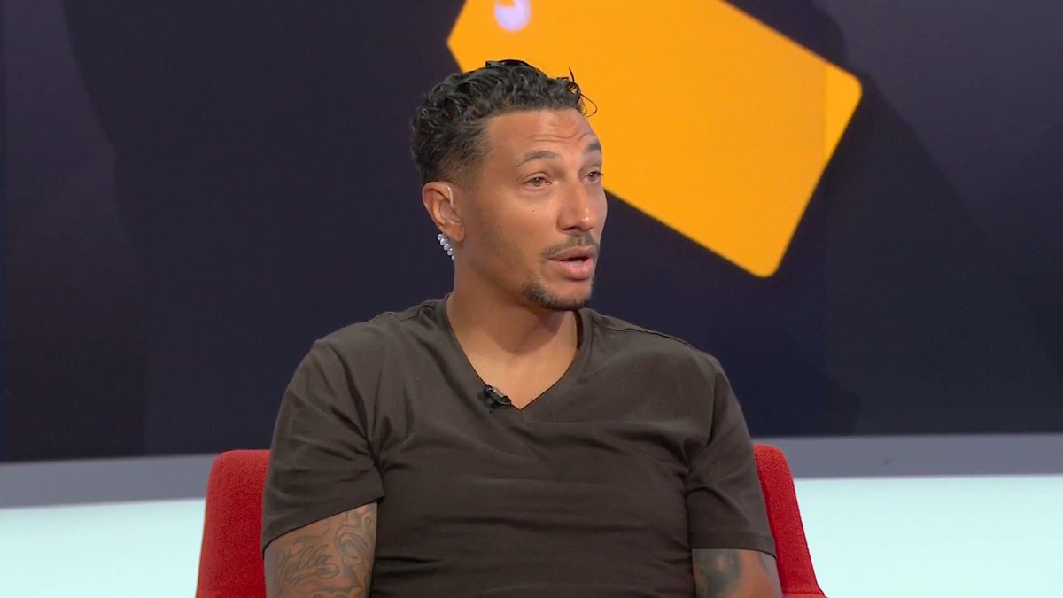 Who is the third midfielder to complete Manchester United's midfield rebuild? Jay Bothroyd thinks Alex Scott might be the answer... 🔎🔴