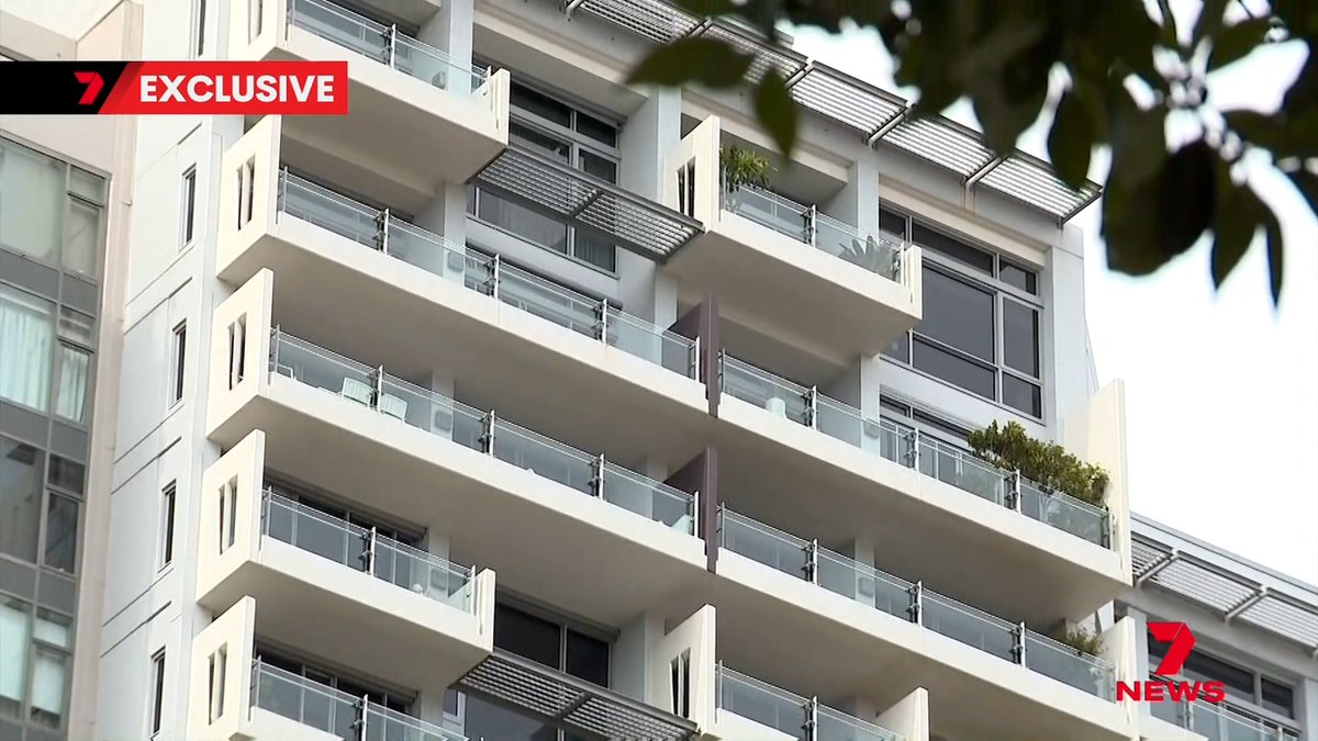 There is more evidence of Sydney's flatlining property market, with some mid-week open homes attracting almost zero buyer interest. One property baron has declared the market dead, asking why anyone would purchase now when prices are likely to fall further.