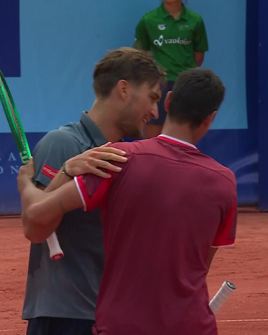 Quarter-Final bound 💪 Collignon reaches the last 8 after defeating Sonego 7-6 7-6! #SwissOpenGstaad