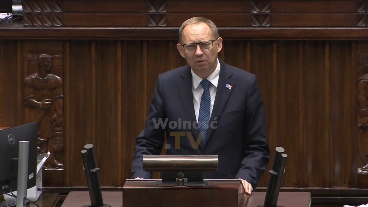 ‼️Żydzi z USA nie chcą Brauna w polskim rządzie‼️ 🔴 Roman Fritz: "10 lipca w Jedwabnem wysłannik USA ds. Holokaustu - Ellen Germain - powiedziała, że nie życzy sobie, żeby w przyszłym polskim rządzie była partia Grzegorza Brauna! Bijcie brawo! Bijcie brawo temu, żeby obcy decydowali o tym, kto w Polsce tworzy rząd! W Polsce rząd ma być wybrany przez polski naród, nie przez was!" Roman Fritz Grzegorz Braun Konfederacja Korony Polskiej