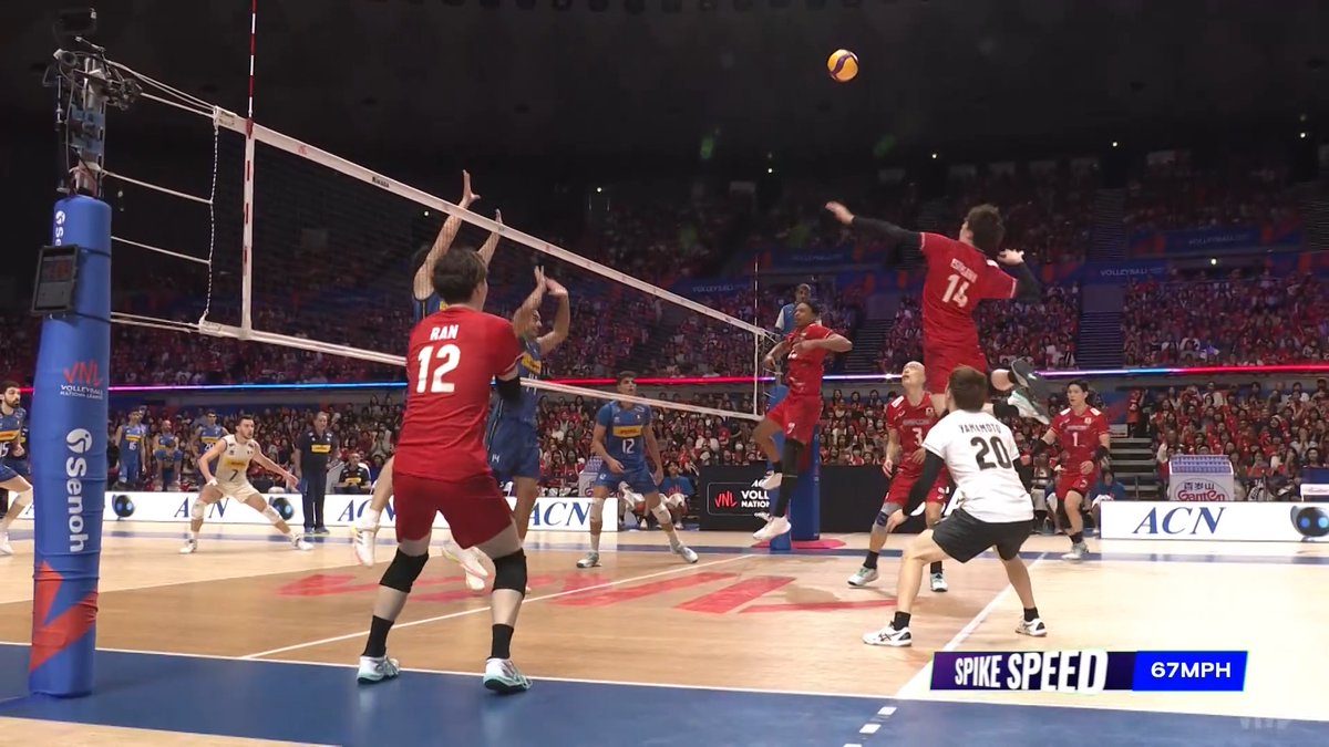 / #バレーボールネーションズリーグ 🎌 📺地上波TBS系列放送中📺 \ 【日本ラウンド 開幕戦】 🇯🇵日本 ㉔ ㉕ ㉕ 2️⃣ 🇮🇹イタリア ㉖ ⑲ ⑳ 1️⃣ 解説の #柳田将洋 さんも思わず拍手👏 #石川祐希 選手の強烈なバックアタック💫 日本がサーブで🇮🇹を翻弄し🇯🇵セット連取💥 勝利まであと1セット🔥