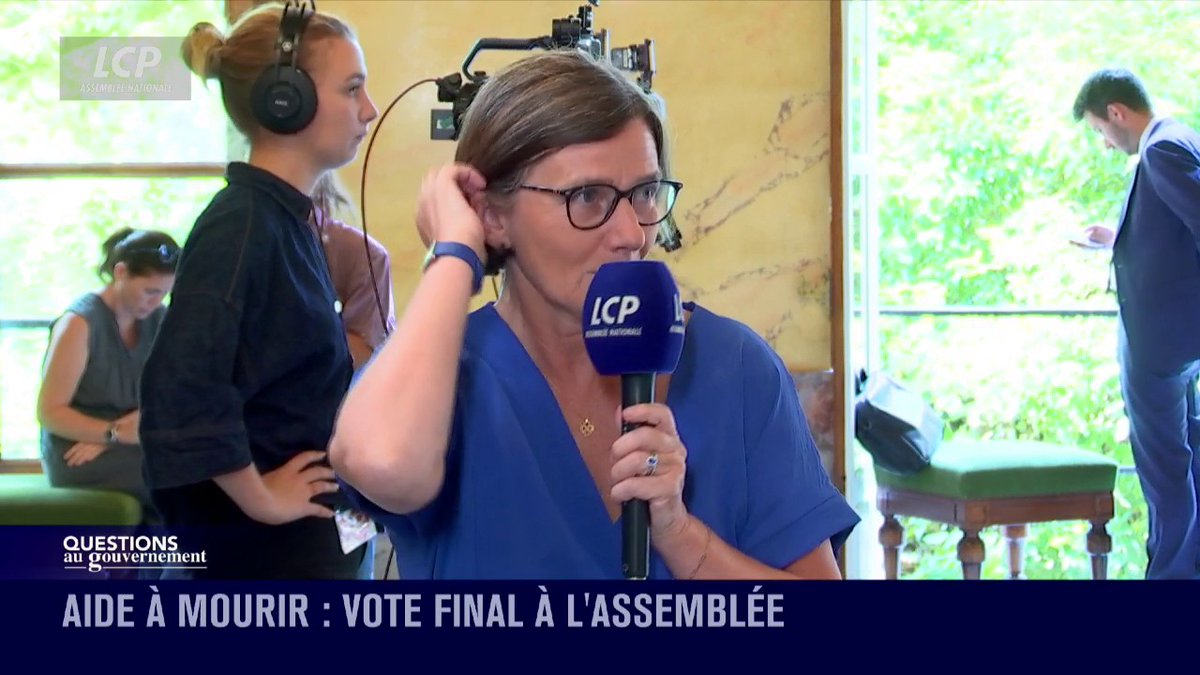 Vote sur l'aide à mourir: "Cette loi est faite pour des personnes malades, en fin de vie, et qui savent qu'elles vont mourir à moyen terme", martèle Agnès Firmin Le Bodo. Elle évoque la "pression très forte" de certains lobbys, qui "divulguent des fake news". #QAG