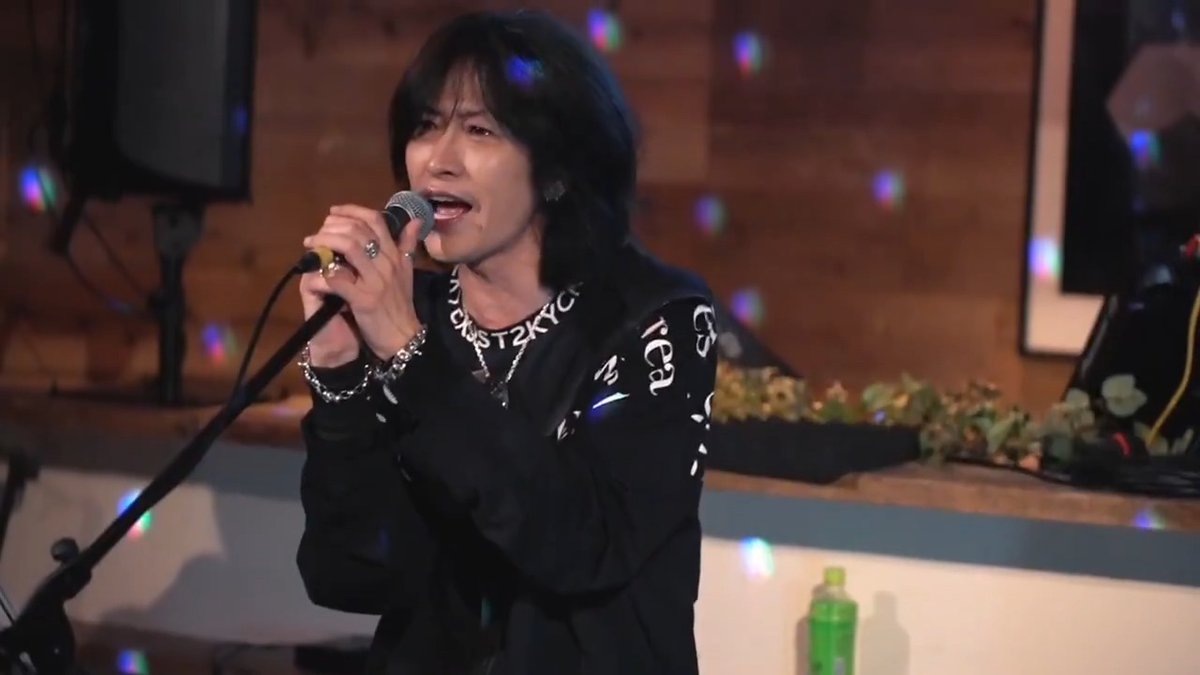 🎸CLOUDY HEART🎸#秋月煉 アコースティックcover曲ライブ 聴いてね✨️(#氷室京介version)