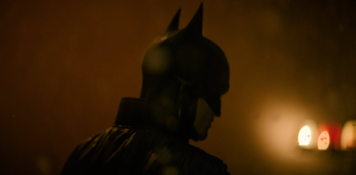 Robert Pattinson’s camera test for ‘The Batman Part II’ has been released. In theaters February 18, 2028.