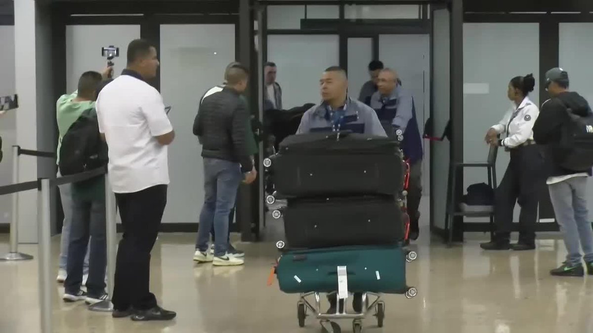👋 ¡HOLA, FRANCO! Armani ya está en Colombia para volver a sumarse a las filas de ATLÉTICO NACIONAL. 🟢⚪