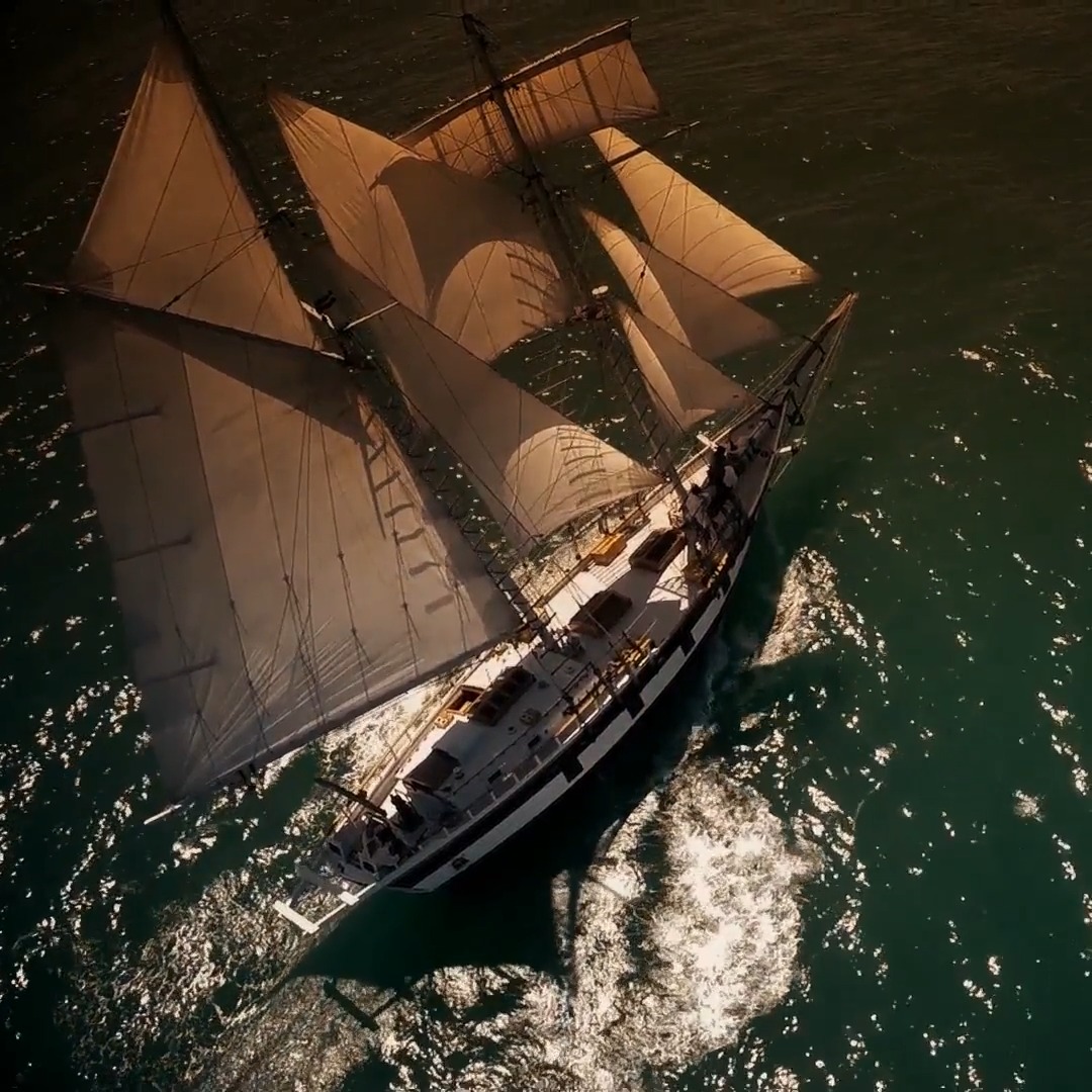 After following a trail of clues, Josh and the team may have finally found one of Black Bart Roberts' lost vessels! 🏴☠️ See what else the team discovers on #ExpeditionUnknown TONIGHT at 9P on Discovery.