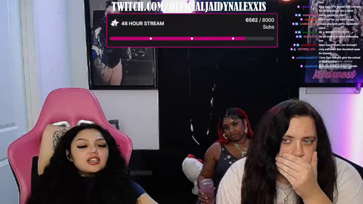 Jaidyn Alexis exposes Blueface for allegedly snitching in jail and claims that the people he tried to snitch on ended up jumping him and sh*tting on his face 😳💀 “you told the jail you got the weed from the top tier, then they beat yo ah and sh*t on your face, on my mother”