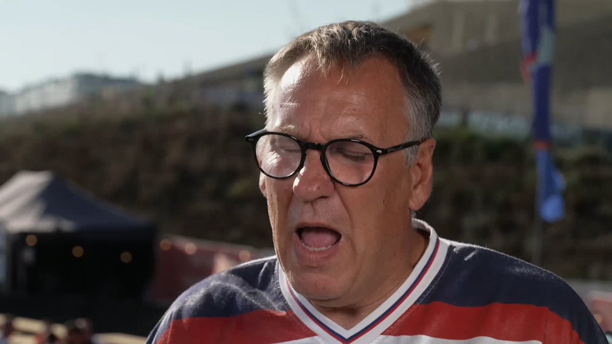 "Whoever takes their chances will win this football match." 🗣️ Paul Merson previews England vs Argentina.