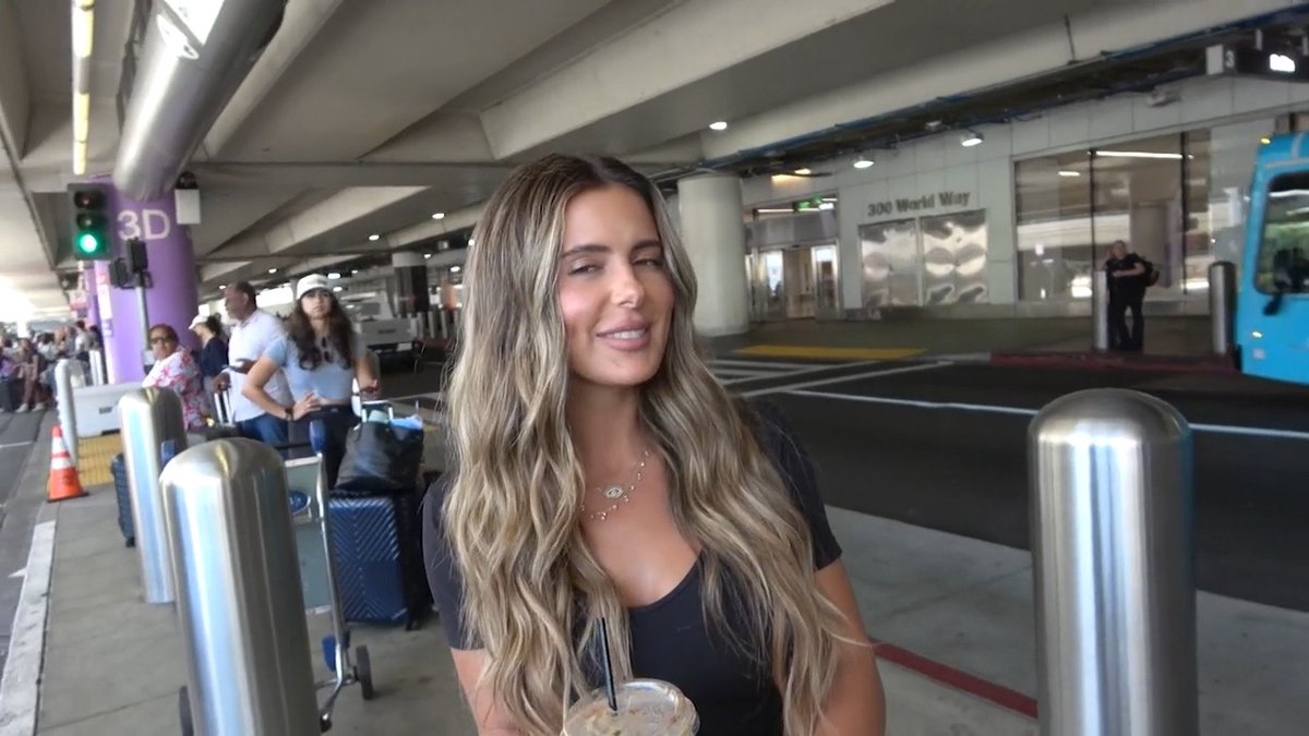 👀 Brielle Biermann unsure if dad Kroy is coming to her wedding.