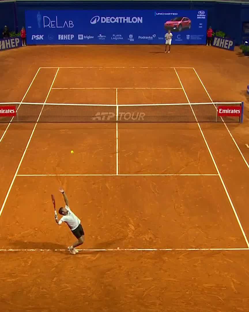 A career best victory for the Argentine 🇦🇷 Roman Andres Burruchaga earns the biggest win of his career, defeating Cobolli 6-2 6-4 for his first-ever Top 10 victory! #CroatiaOpenUmag