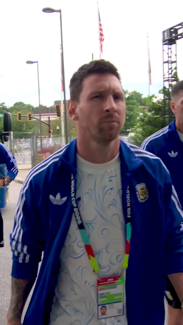 🔥 🇦🇷 بقيادة ليونيل ميسي ... منتخب الأرجنتين يصل إلى أتلانتا لخوض نصف النهائي #كأس_العالم2026