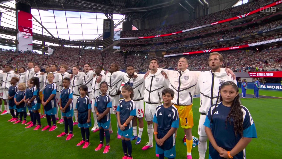 England's national anthem was drowned out by boos and jeers from the Argentina fans 😮