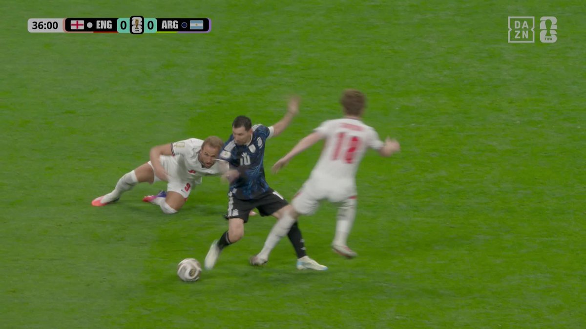 ̷S̷t̷r̷a̷n̷g̷e̷r̷ Messi Things 🎩✨ #DAZNMundial