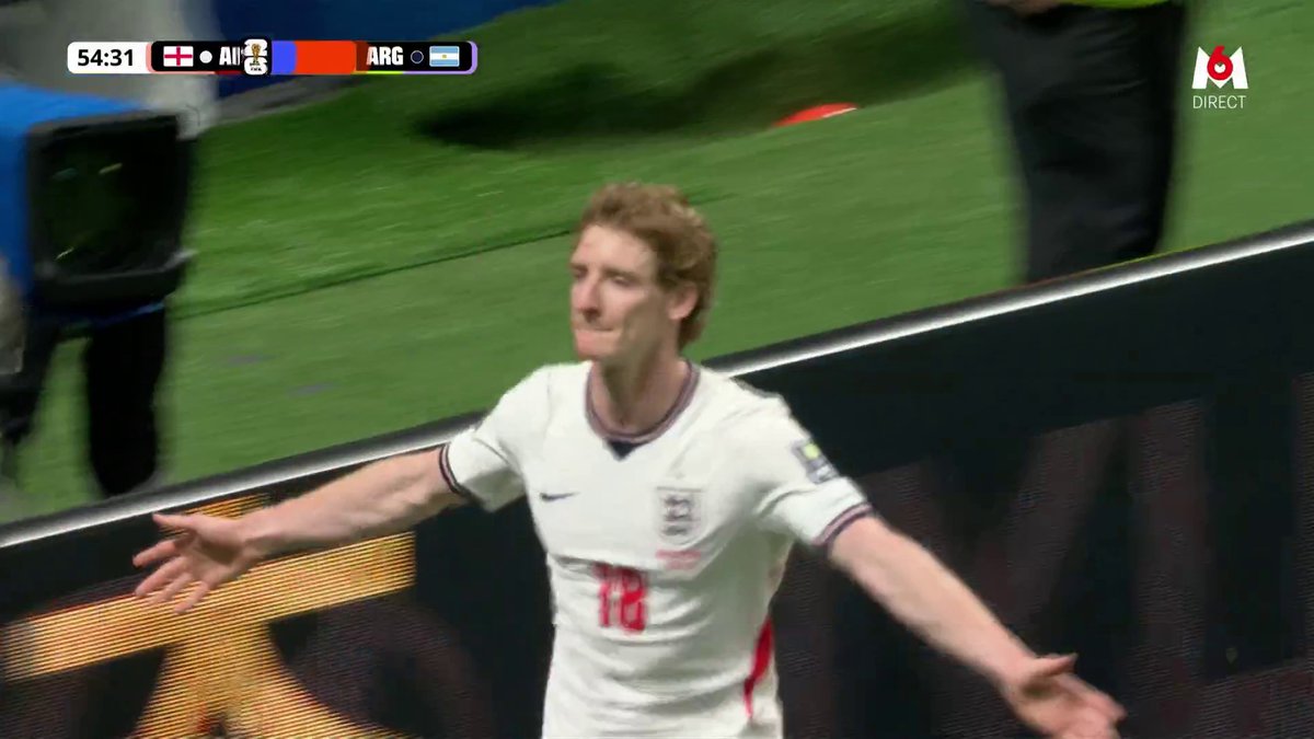 Gordon surgit au second poteau sur un centre magnifique de Rogers et ouvre le score ! L’Angleterre prend l’avantage dans cette demi-finale ⚽️ L’Angleterre mène 1-0. Suivez le match sur M6 et M6+ #CDM2026 #FIFAWorldCup #ANGARG