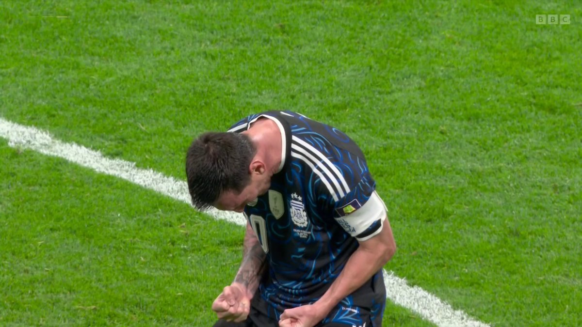 "The wait and the pain goes on for English football." 💔 England's dream of reaching a first men's World Cup final since 1966 is over as Argentina make it six wins from six semi-final appearances 👏