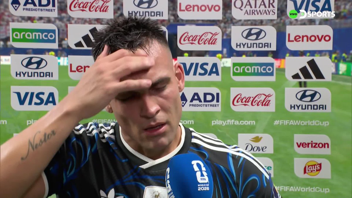 “Desde que mi viejo me compró mis primeros botines que soñaba con hacer este gol. Para mi vieja, que desde el día que yo me fui a Racing jamás dejó de tender mi cama. Eso vale más que cualquier gol, que una final”. Esto de Lautaro Martínez. 🥹🇦🇷