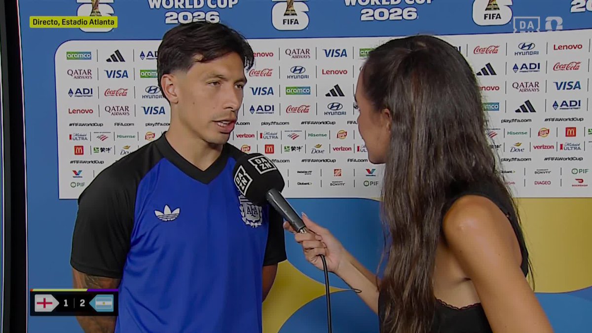🗣️ Lisandro Martínez: "Messi es nuetro líder, nuestro capitán. Lo ves pelear como pelea y correr como corre y tenemos que pelear por él" #DAZNMundial