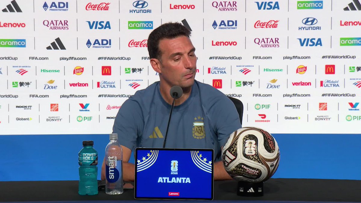 "HACEMOS LO QUE CREEMOS QUE NECESITA EL EQUIPO" Lionel Scaloni y el cambio de Simeone por De Paul antes del partido con Inglaterra. #MundialEnDSPORTS #FIFAWorldCup