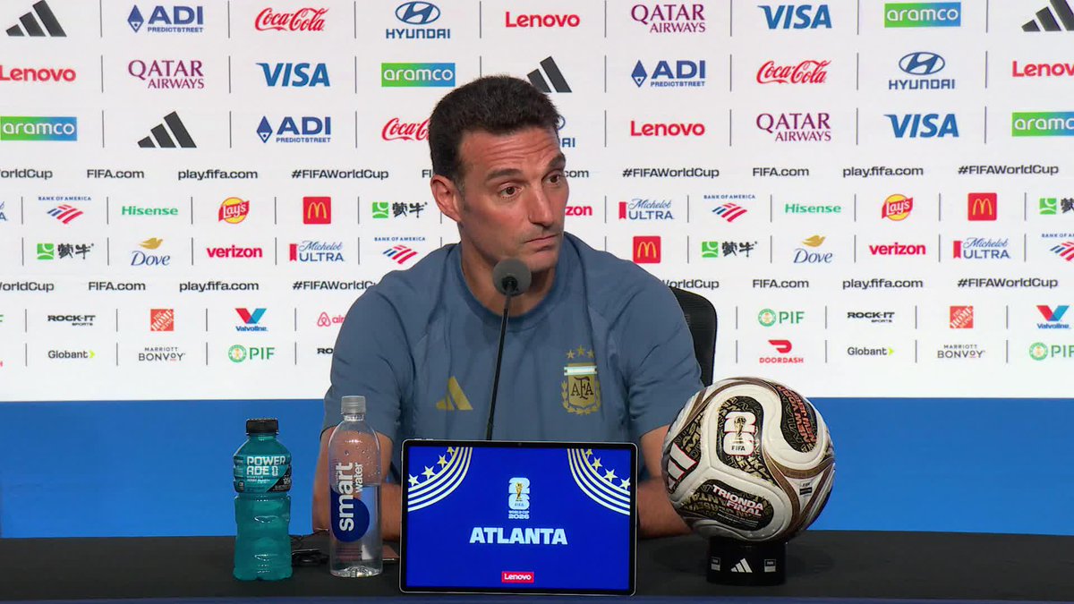 Lionel Scaloni: "Ojalá los españoles estén contentos de que Argentina esté en la final por las alegrías que le ha dado Messi a este país" #DAZNMundial #FIFAWorldCup