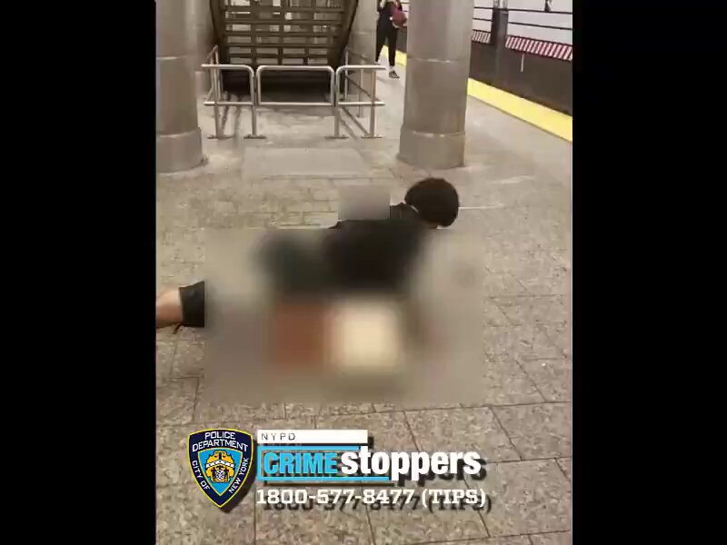 🚨 BREAKING: Attempted Rape on NYC Subway A man allegedly attempted to rape a 25-year-old woman around 11 a.m. Saturday on the 63rd Street–Lexington Avenue Q train platform in Manhattan.